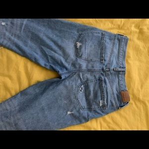 Cute American Eagle High Rise Jeans
